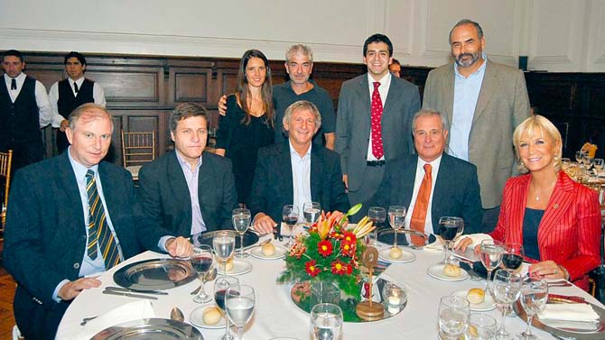 Gerardo Anadon, Santiago Costal, Manuel Avellaneda, Delfina Mitre, Marcelo Birmajer, José Guillermo Godoy y Juan Casañas