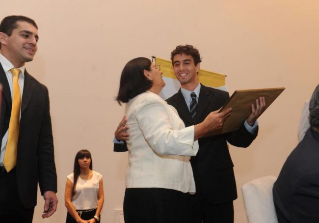 Emotivo Homenaje a José Ignacio García Hamilton