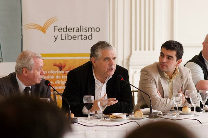 Almuerzo Privado con López Murphy:”Consecuencias del Default en las economías provinciales”