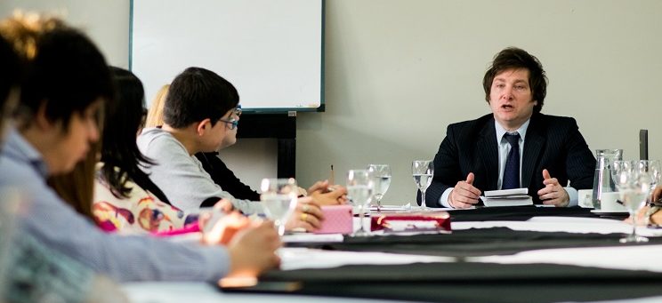 Taller de Economía “Keynes, Friedman y la Escuela Austríaca”