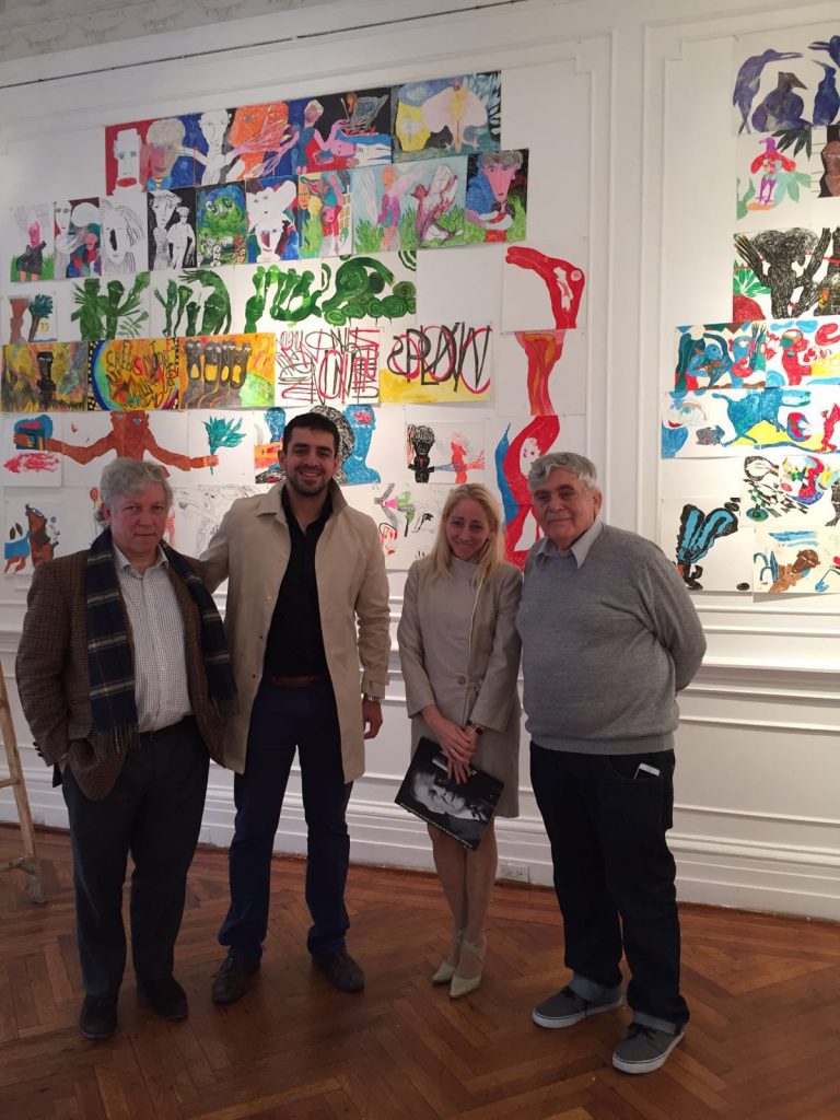 Marcelo Gioffre, José Guillermo Godoy, Claudia Corti y el pintor Pedro Roth en el Consulado argentino en Nueva York