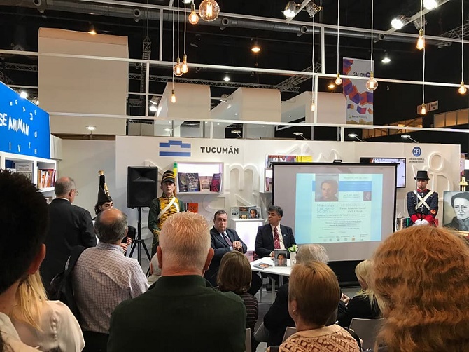 Presentación de la obra sobre José Ignacio Thames en la 43º Feria Internacional del Libro de Buenos Aires