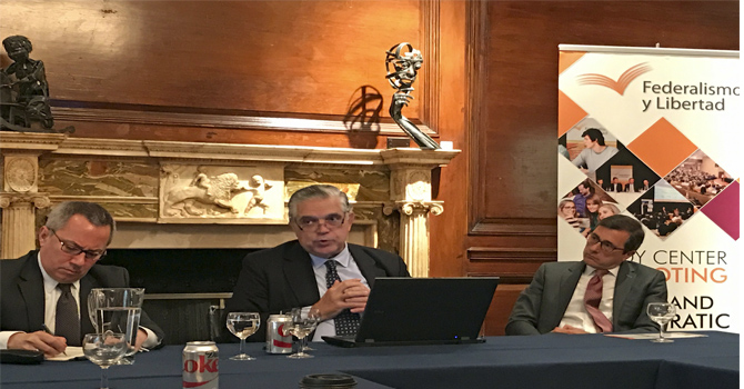 Conversatorio en el Consulado Argentino en Nueva York