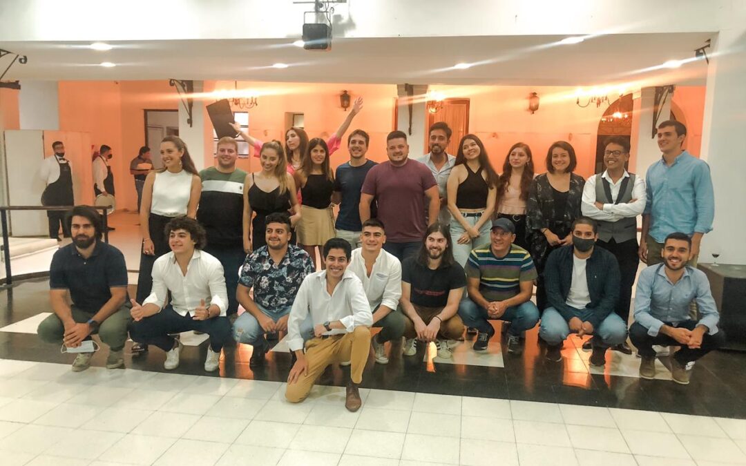 Cena de cierre del programa Voces Emergentes: Jóvenes Líderes