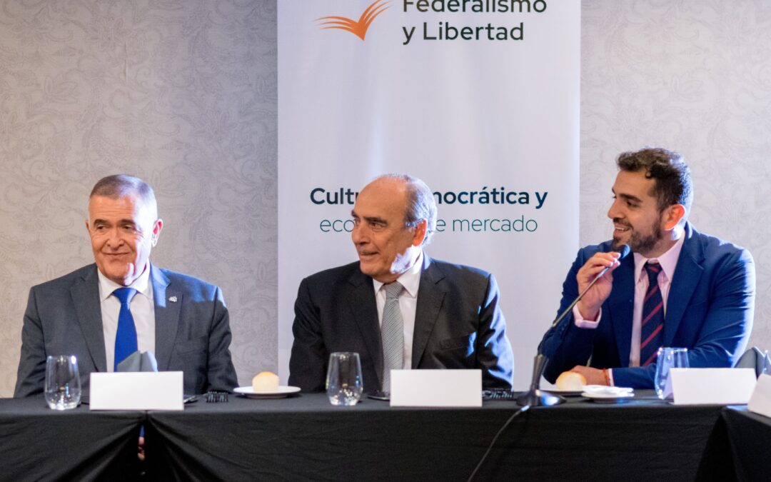 Almuerzo con Guillermo Francos, Osvaldo Jaldo y José Luis Espert