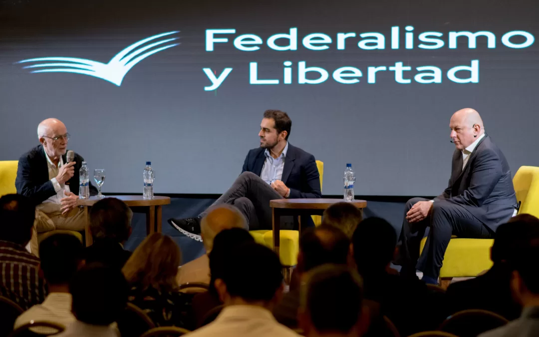 Berensztein y Cavarozzi disertaron en Tucumán sobre los desafíos políticos de Argentina y América Latina