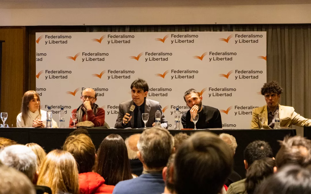 Federalismo y Libertad presentó el nuevo libro de Javier Habib